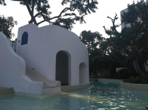 The Chelona pool access by Away